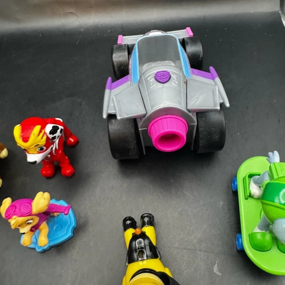 Paw Patrol Lot Of Sixteen Figures And Vehicles; Marshall, Skye, Rubble, Rocky - Picture 5 of 11